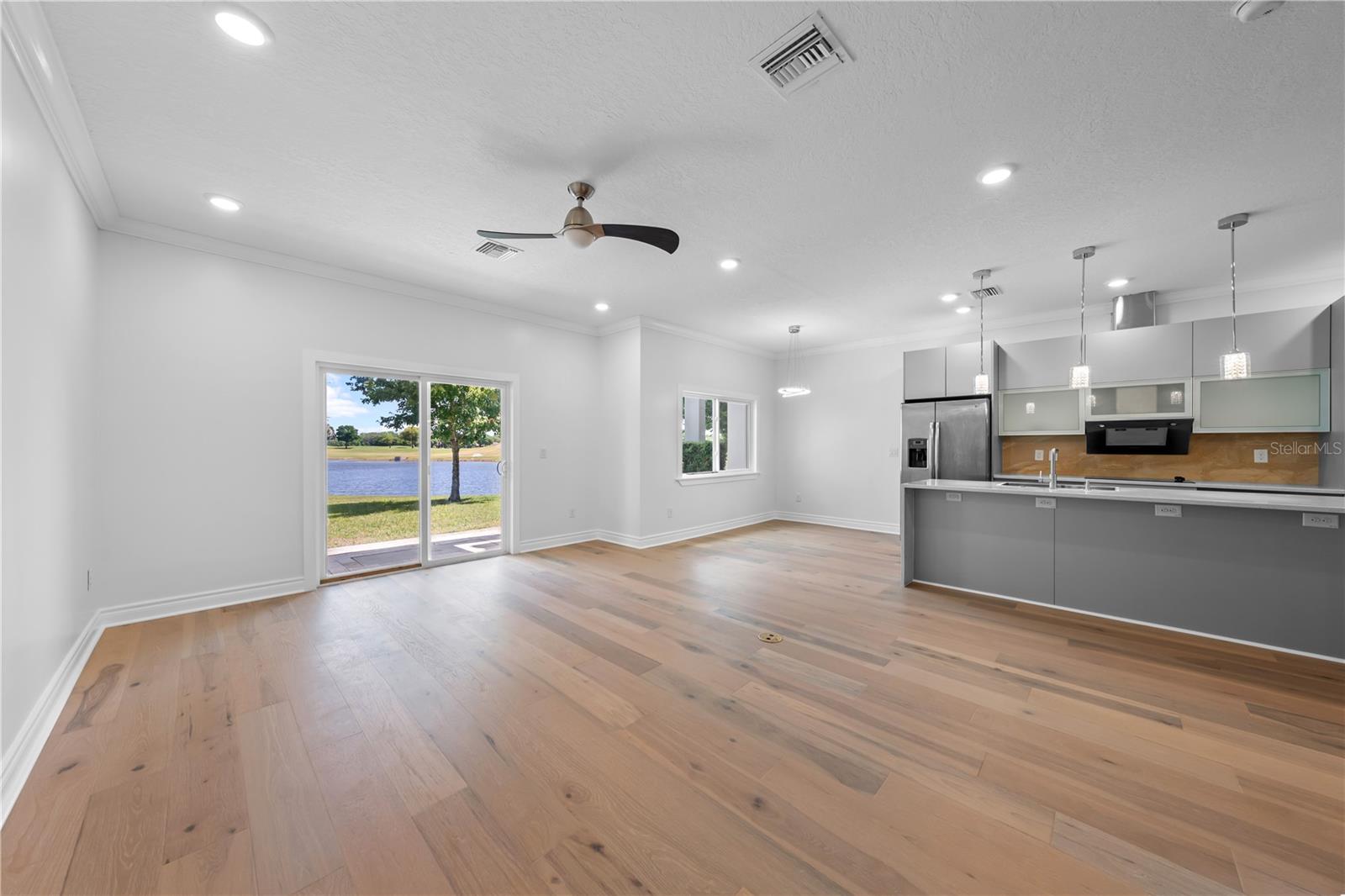 Image 12 of 86 For 1935 Greenbriar Terrace