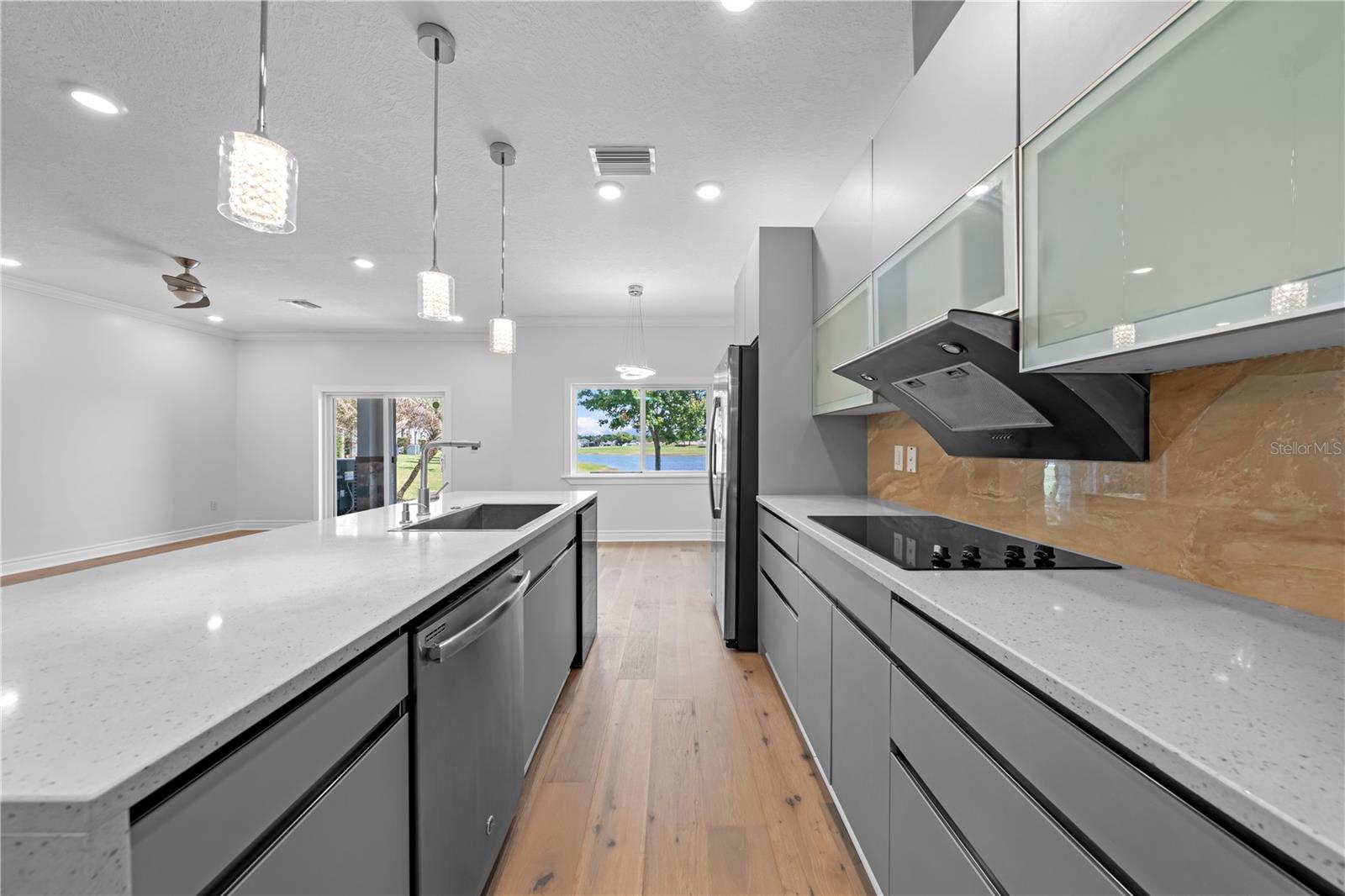 Image 13 of 86 For 1935 Greenbriar Terrace