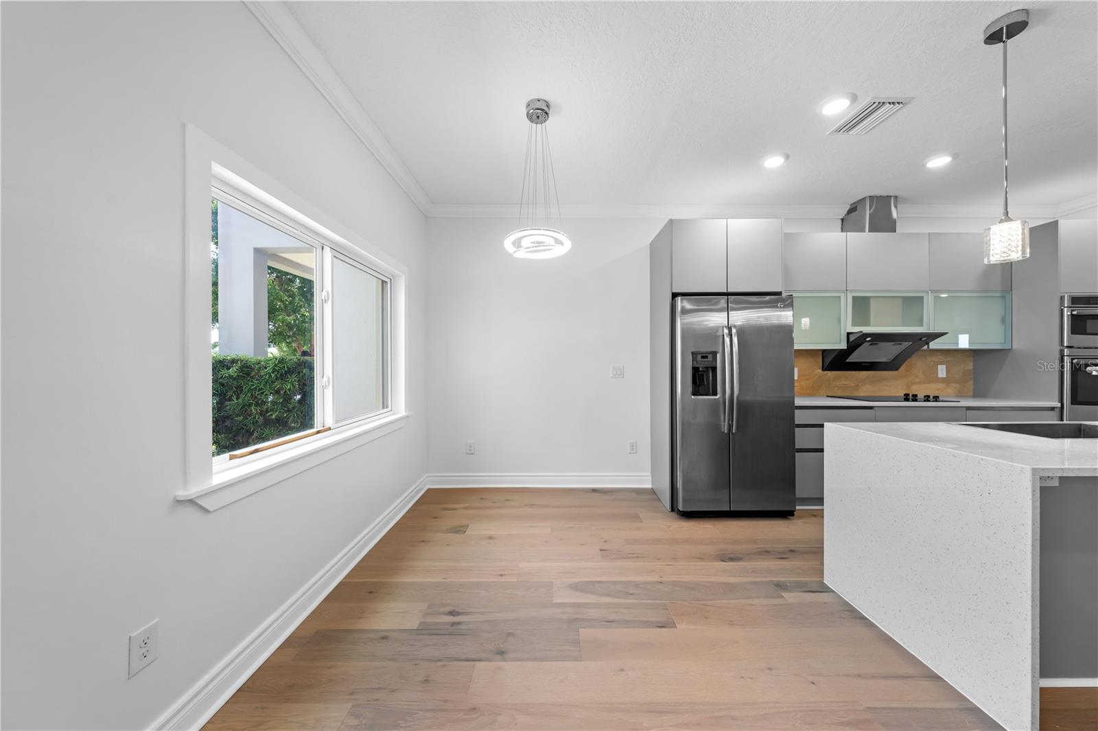 Image 17 of 86 For 1935 Greenbriar Terrace