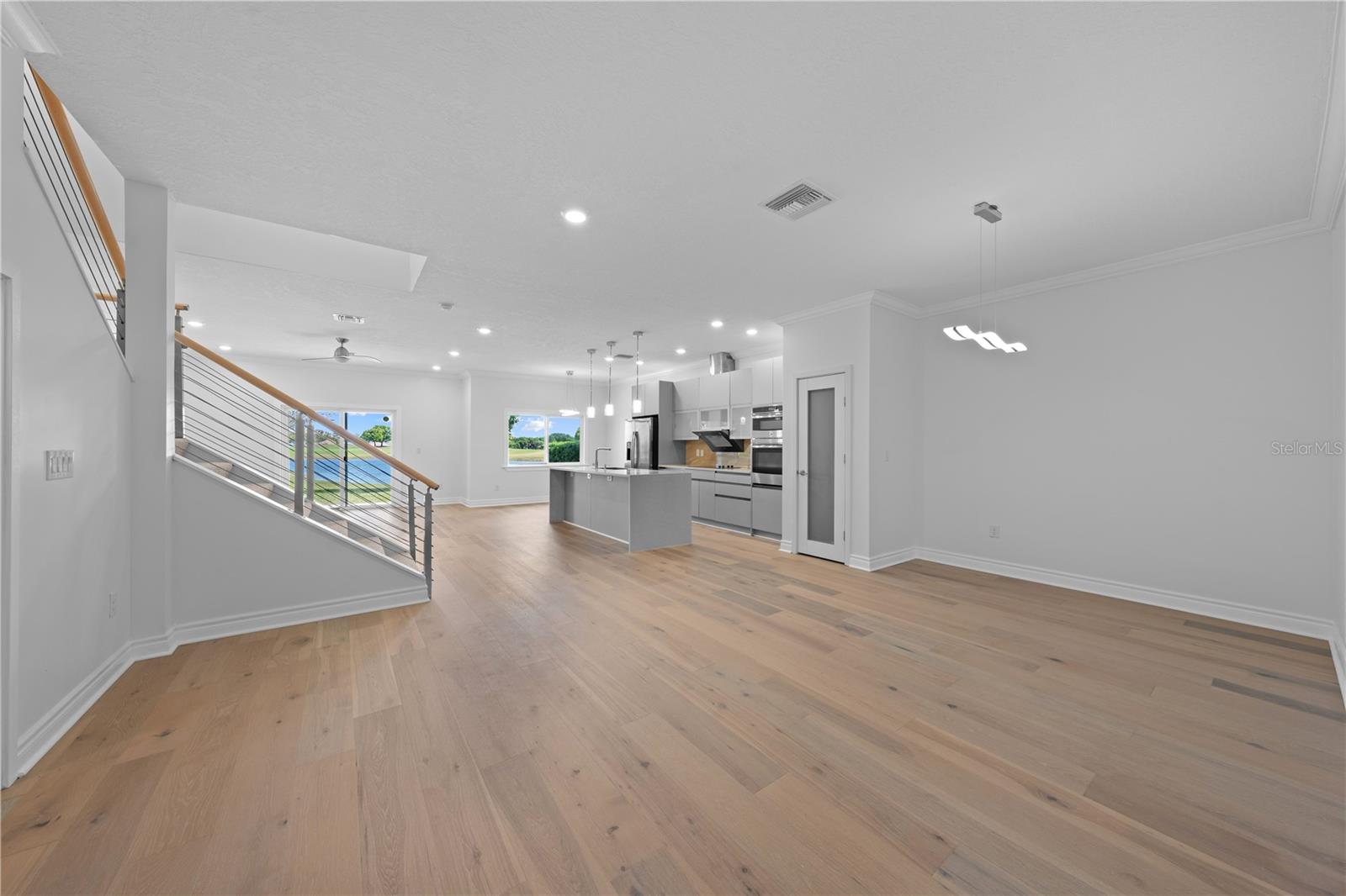 Image 24 of 86 For 1935 Greenbriar Terrace