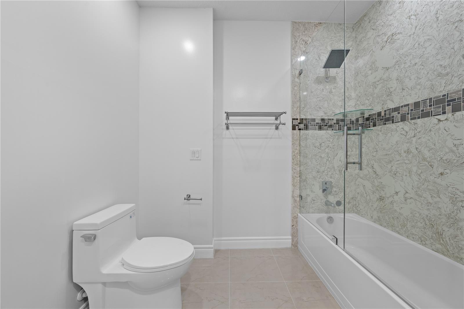 Image 30 of 86 For 1935 Greenbriar Terrace