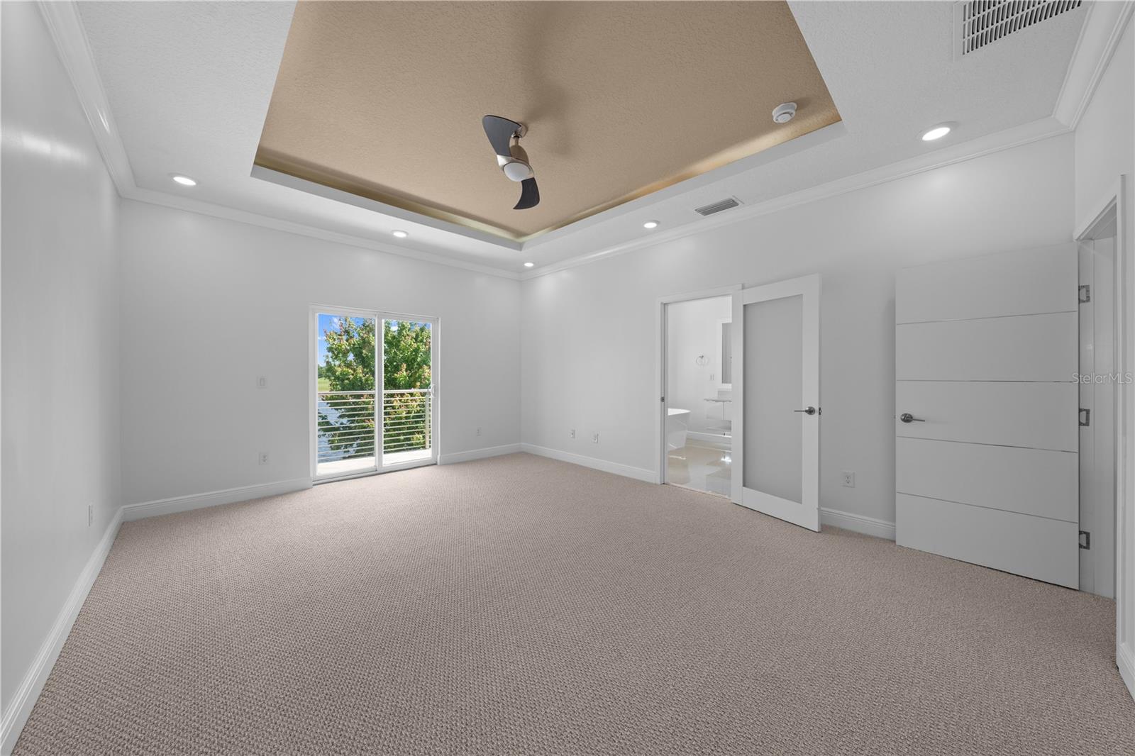 Image 36 of 86 For 1935 Greenbriar Terrace