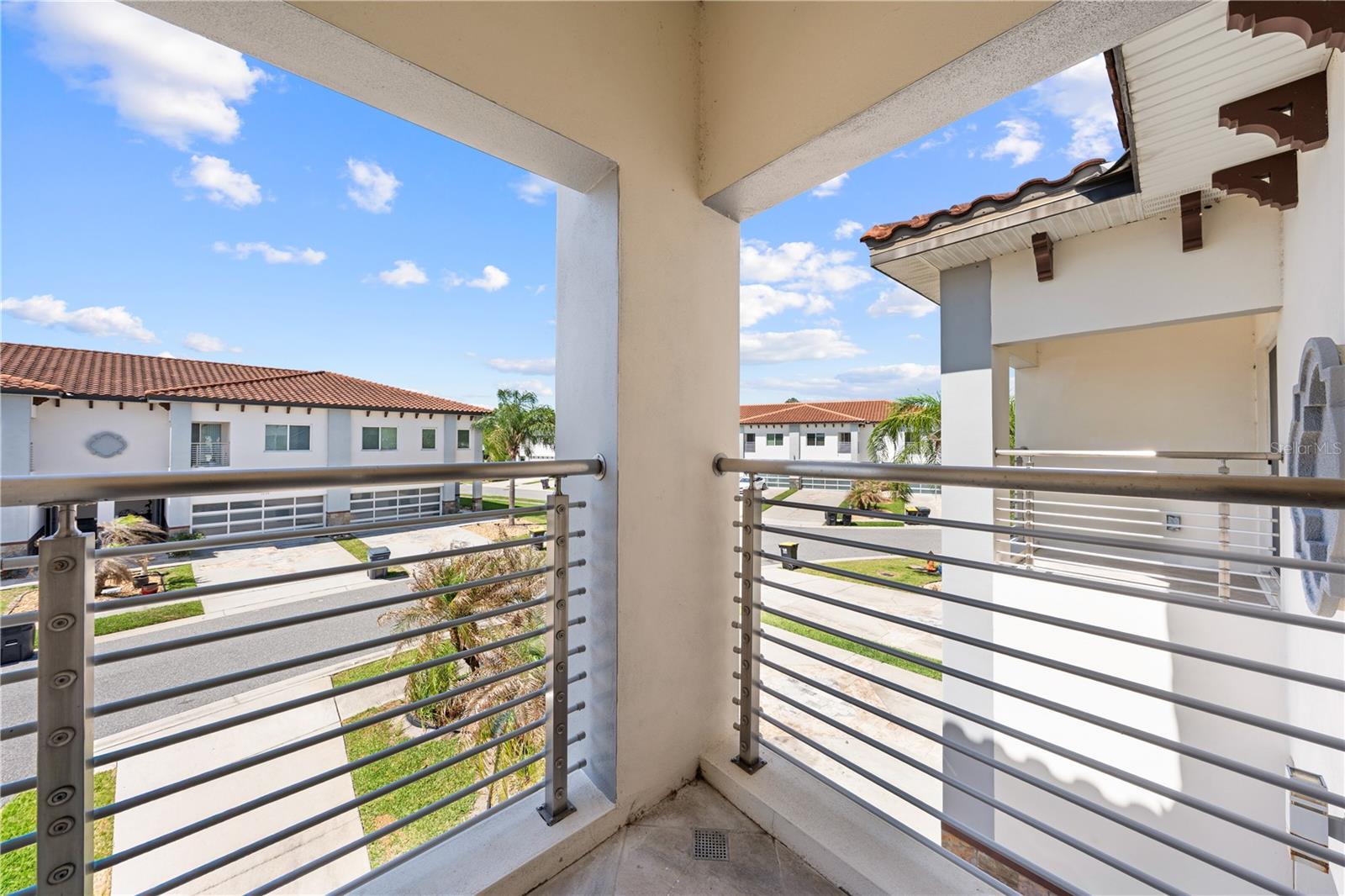 Image 51 of 86 For 1935 Greenbriar Terrace