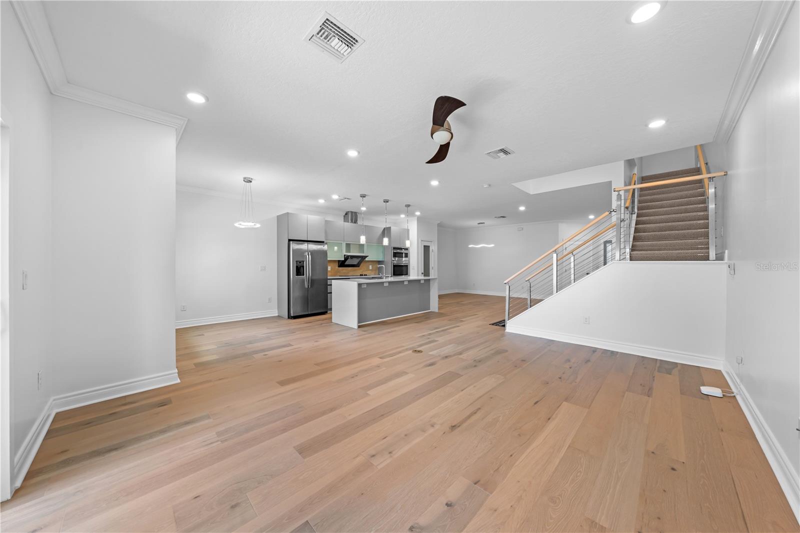 Image 9 of 86 For 1935 Greenbriar Terrace