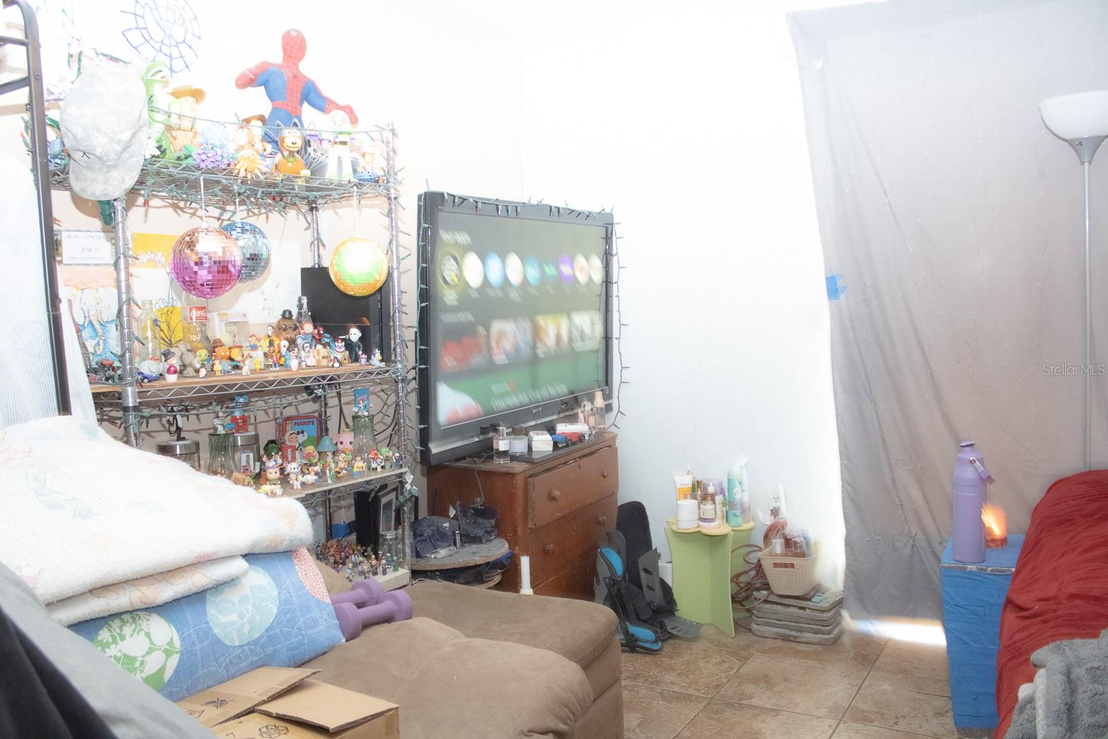 Image 8 of 11 For 922 Lake Destiny Road H