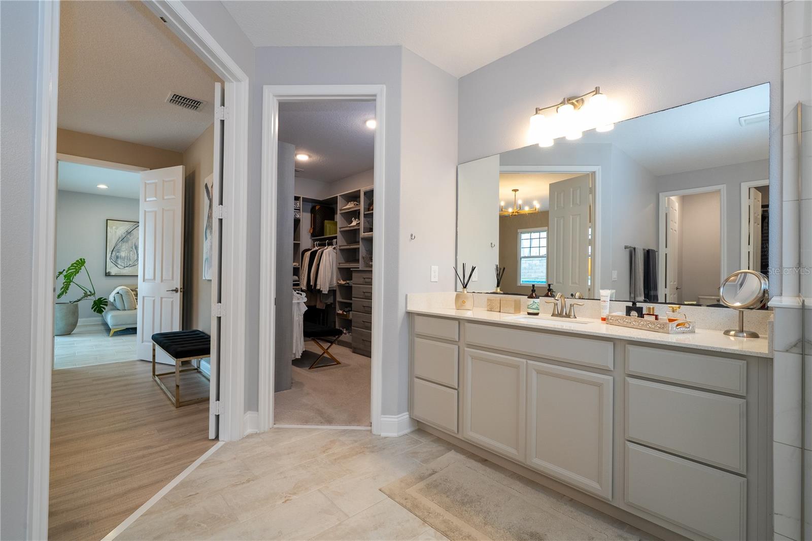Image 28 of 64 For 16827 Sanctuary Drive