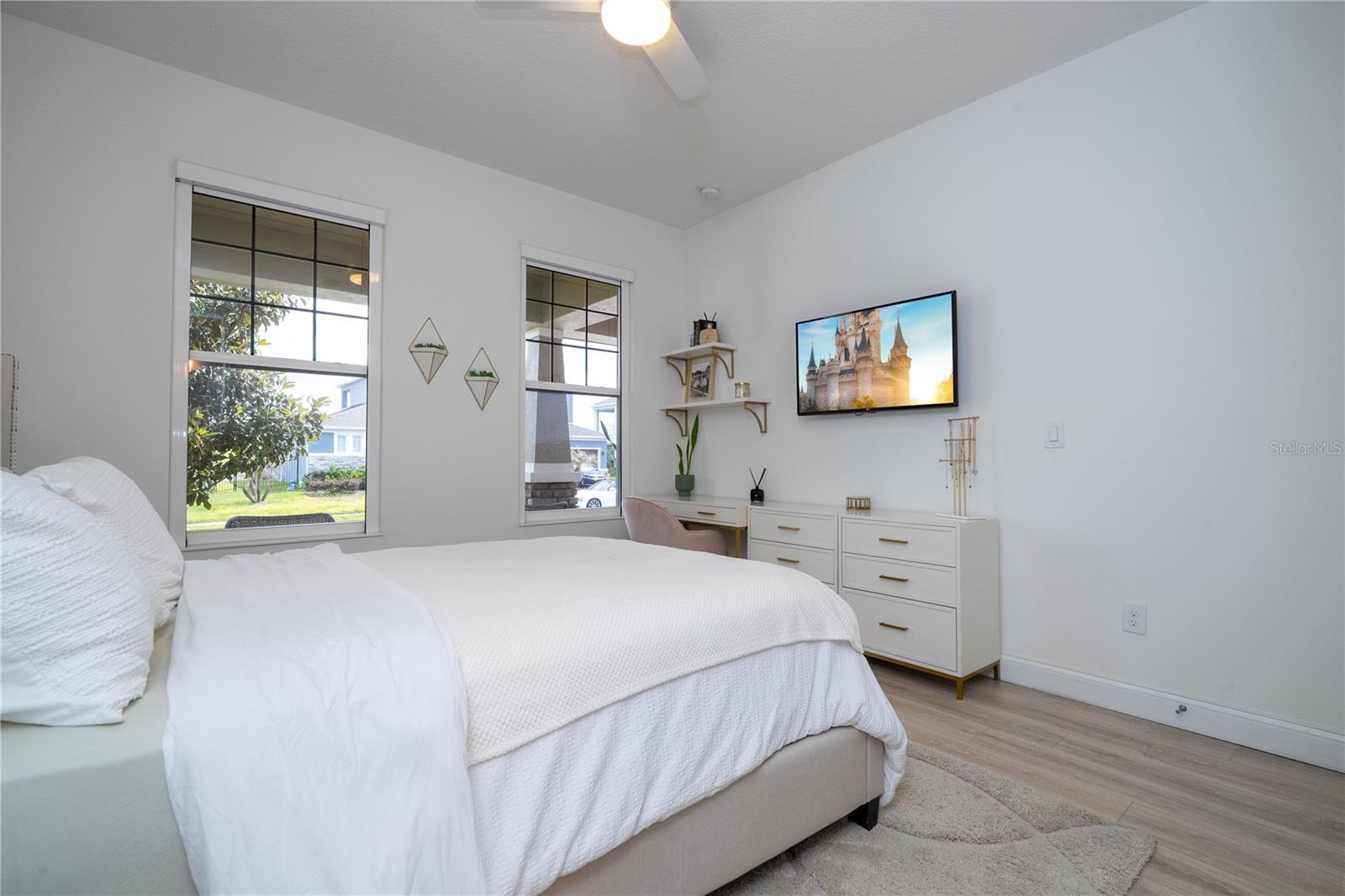 Image 32 of 64 For 16827 Sanctuary Drive