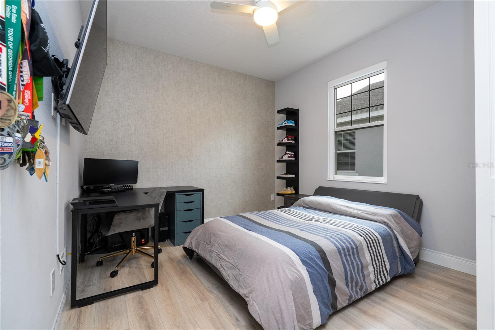 Image 36 of 64 For 16827 Sanctuary Drive