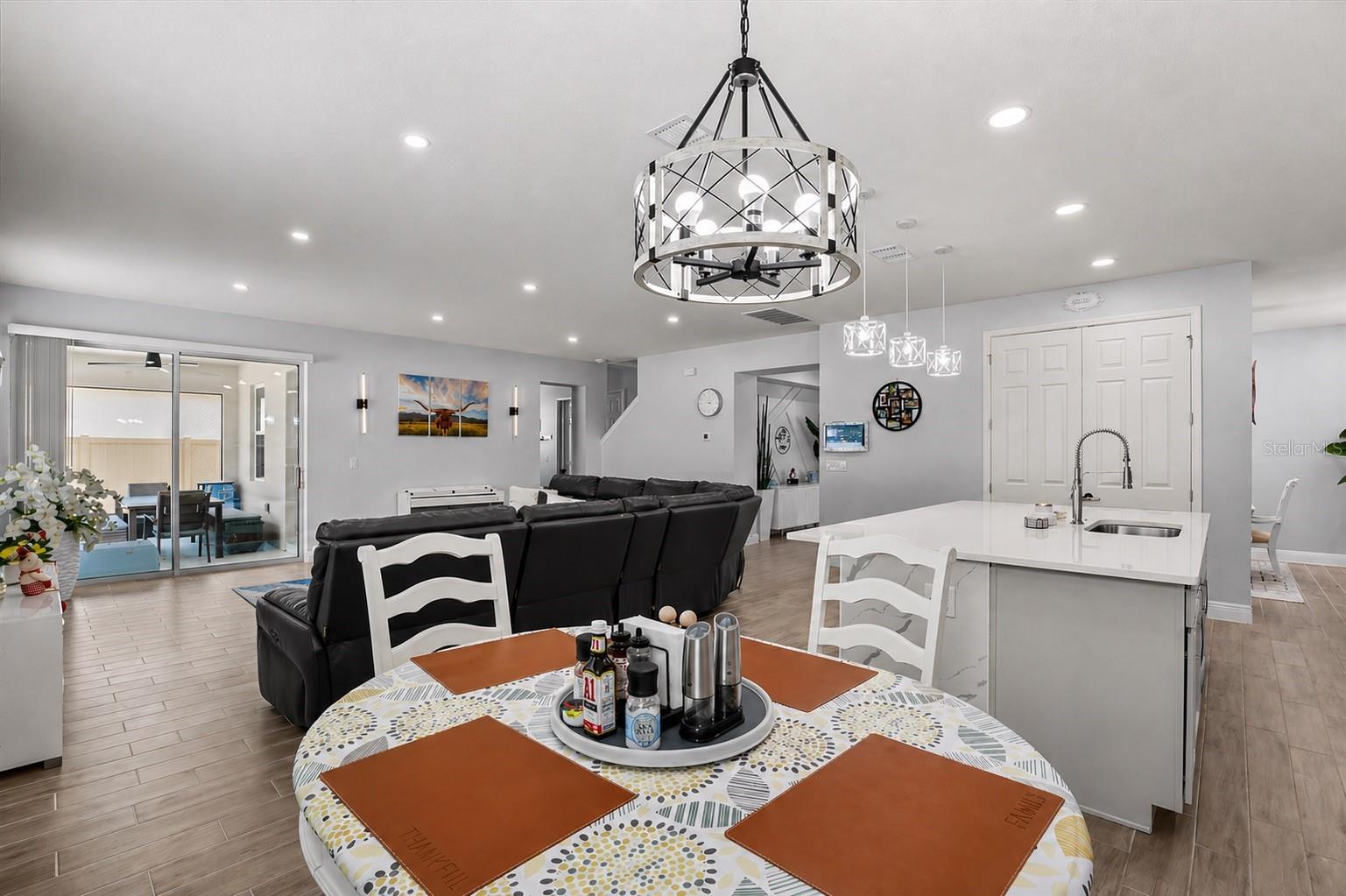 Image 11 of 71 For 5867 Sierra Crown Street