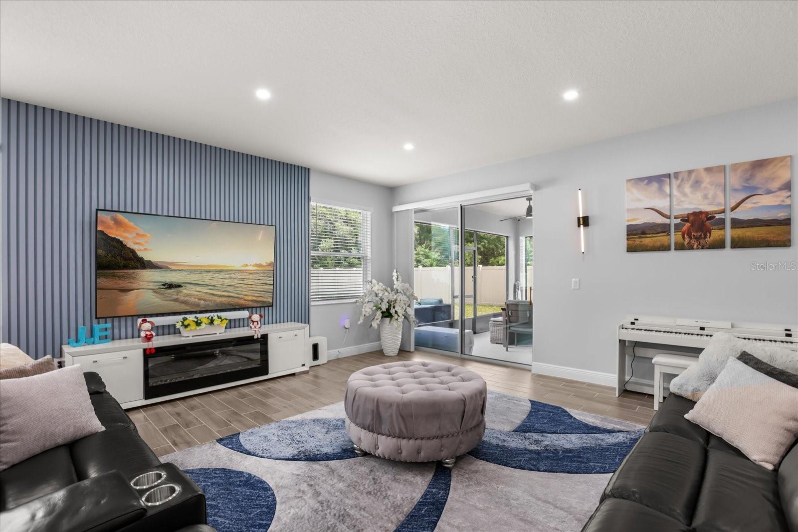 Image 16 of 71 For 5867 Sierra Crown Street