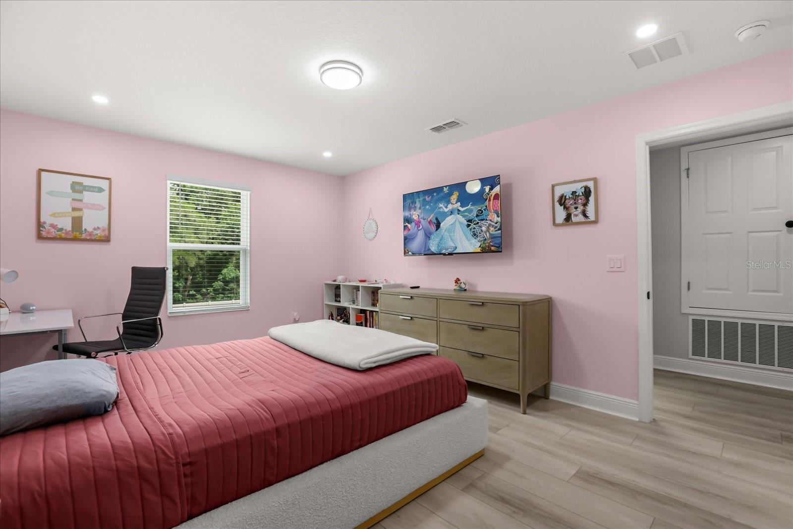 Image 30 of 71 For 5867 Sierra Crown Street
