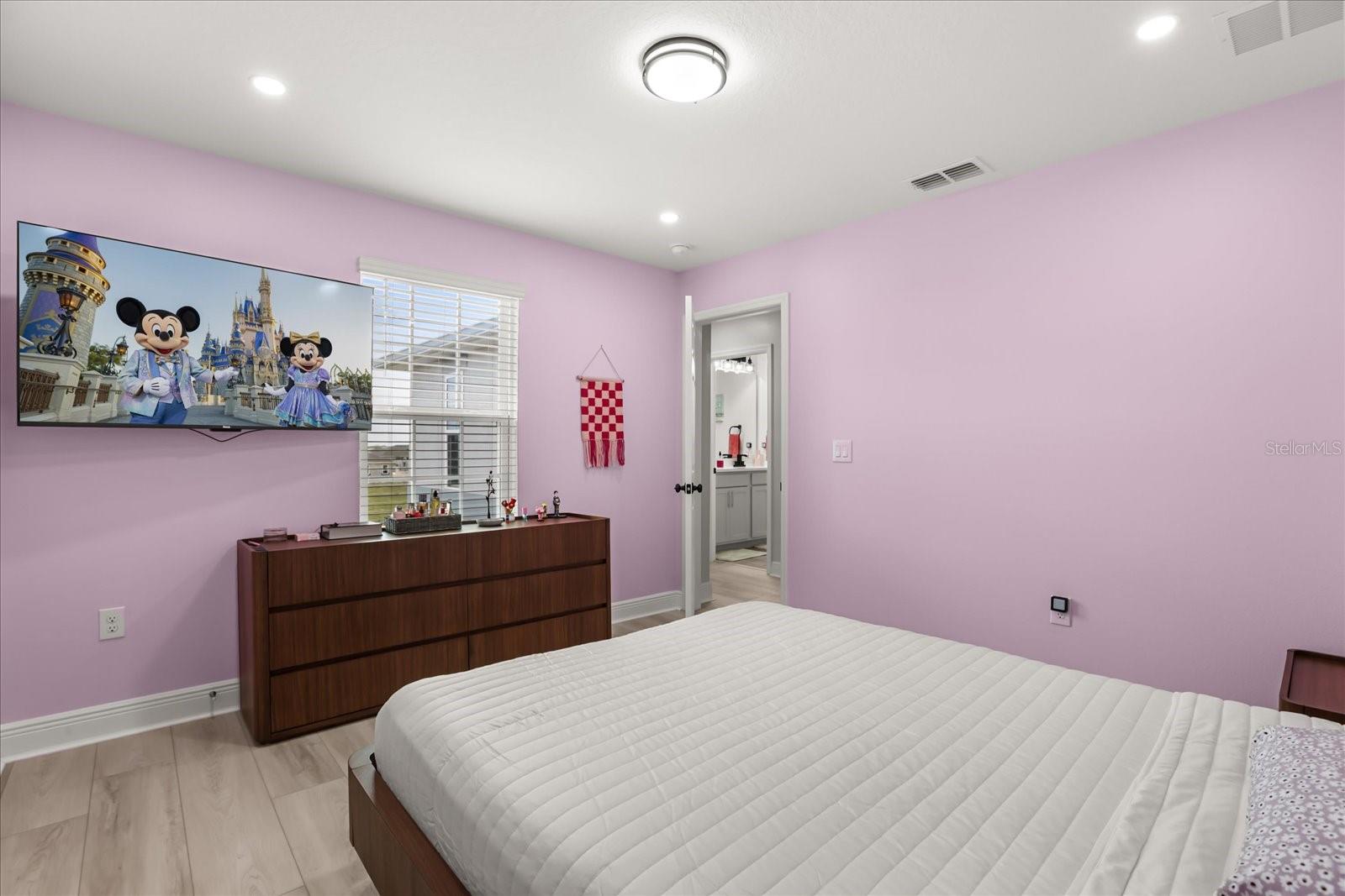 Image 36 of 71 For 5867 Sierra Crown Street