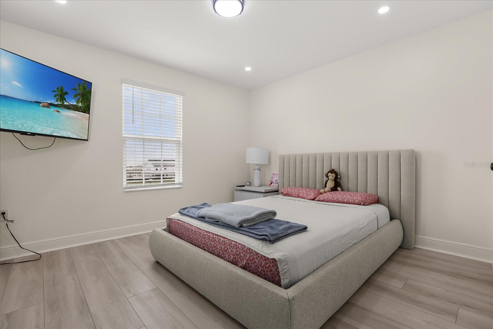 Image 38 of 71 For 5867 Sierra Crown Street