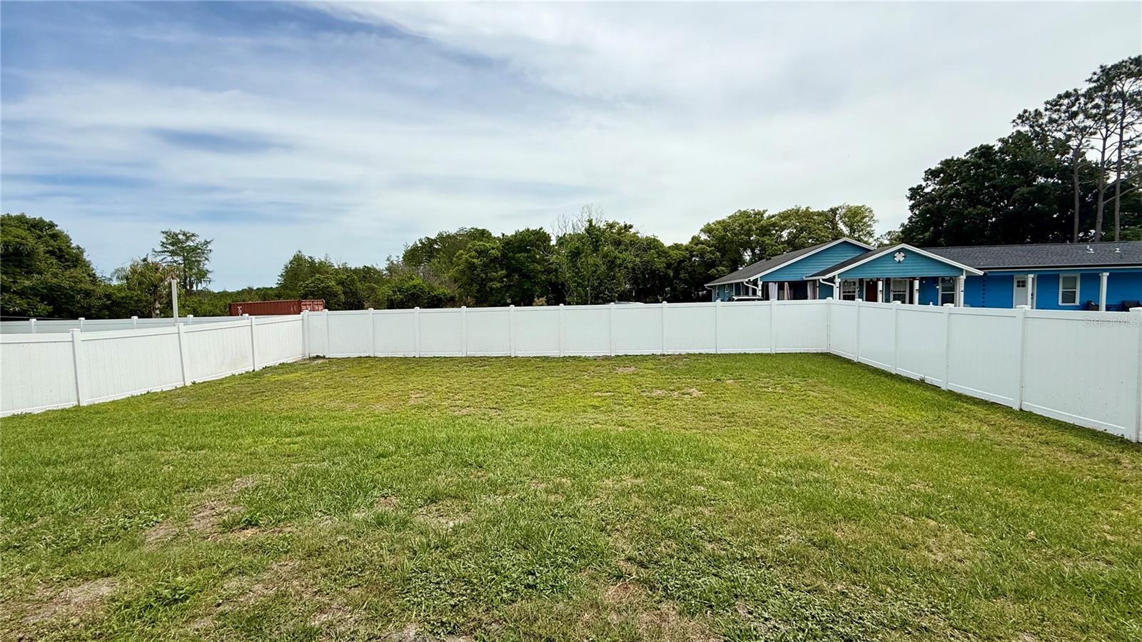 Image 17 of 18 For 2399 Missouri Avenue