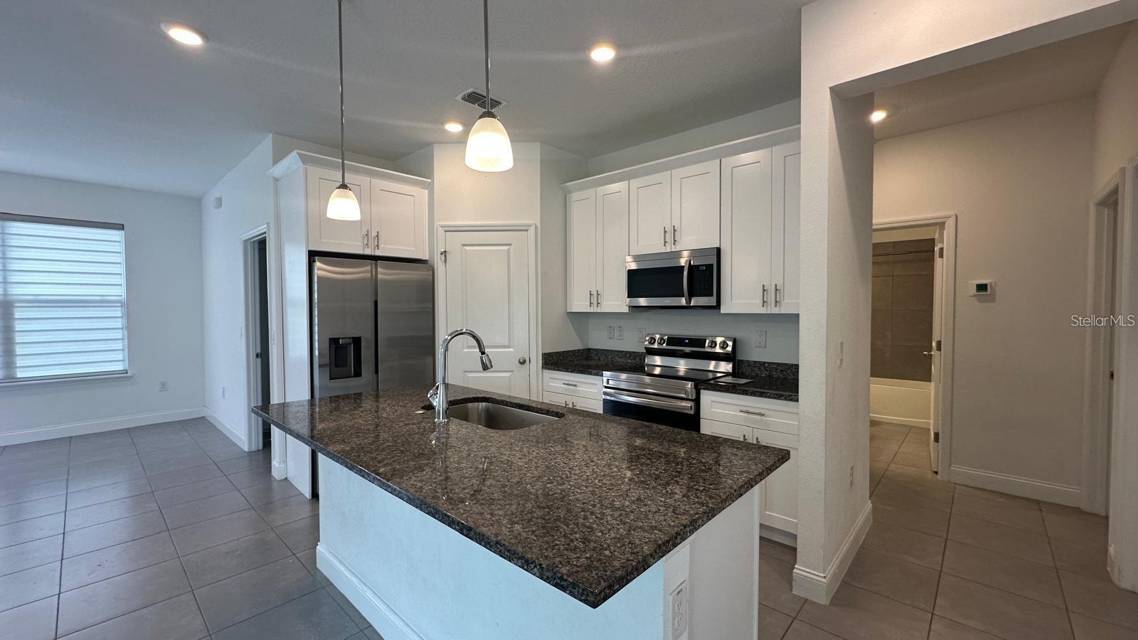 Image 4 of 18 For 2399 Missouri Avenue