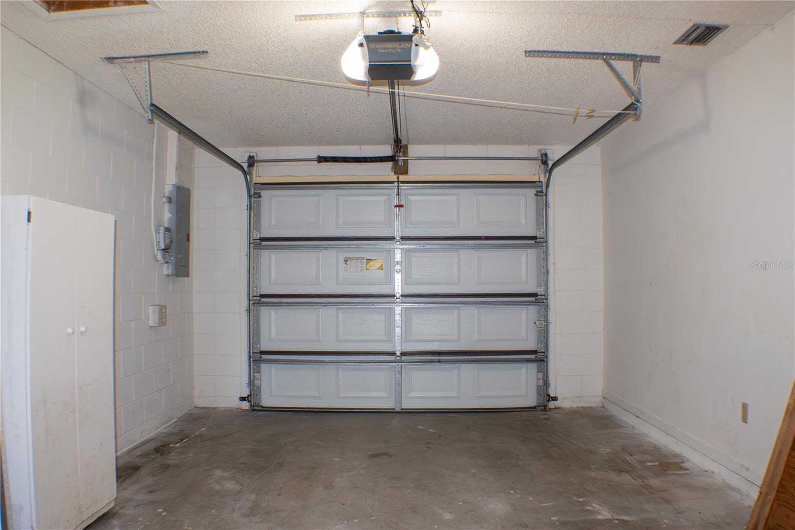 Image 16 of 24 For 424 Cart Court