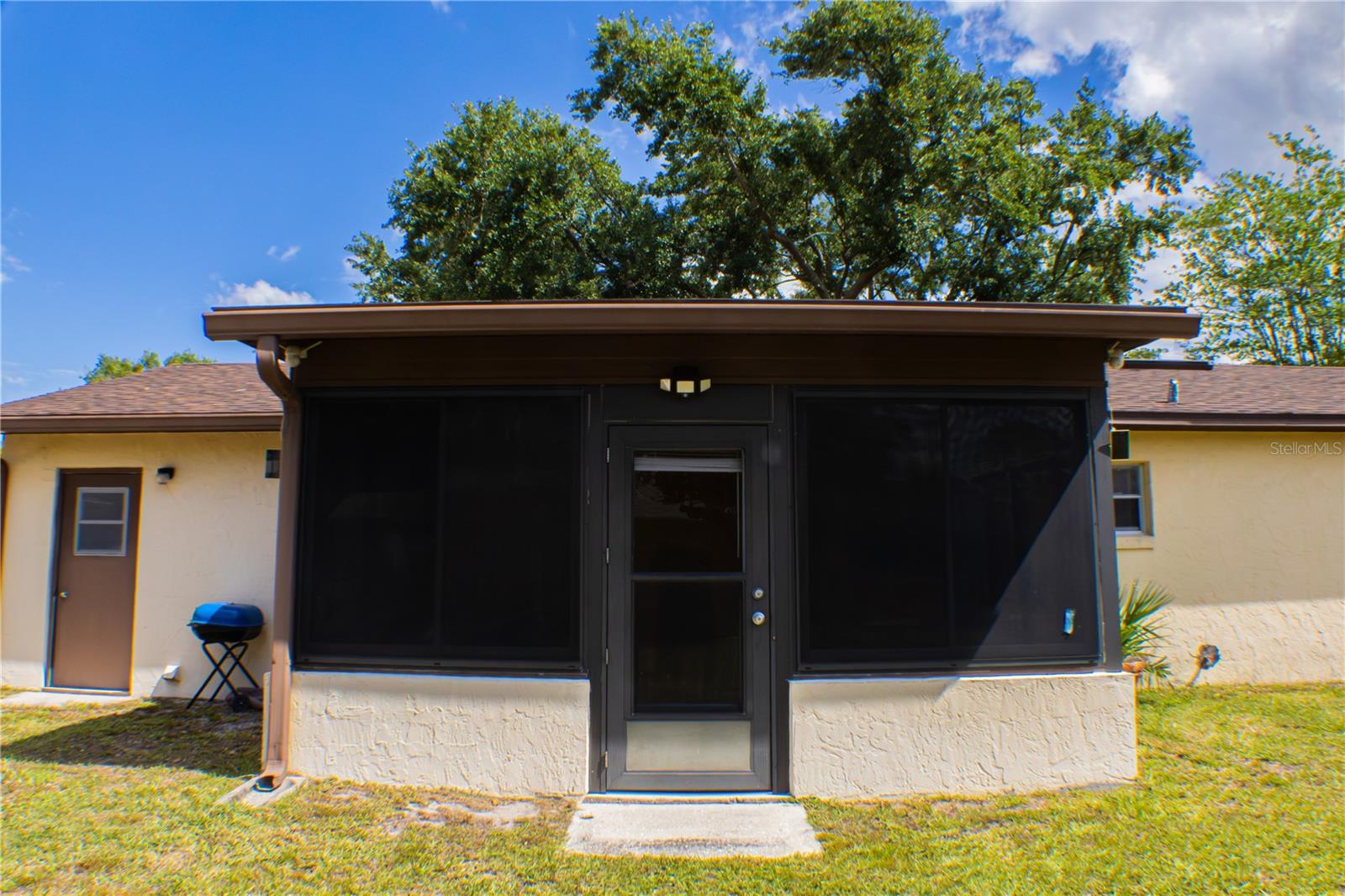 Image 17 of 24 For 424 Cart Court