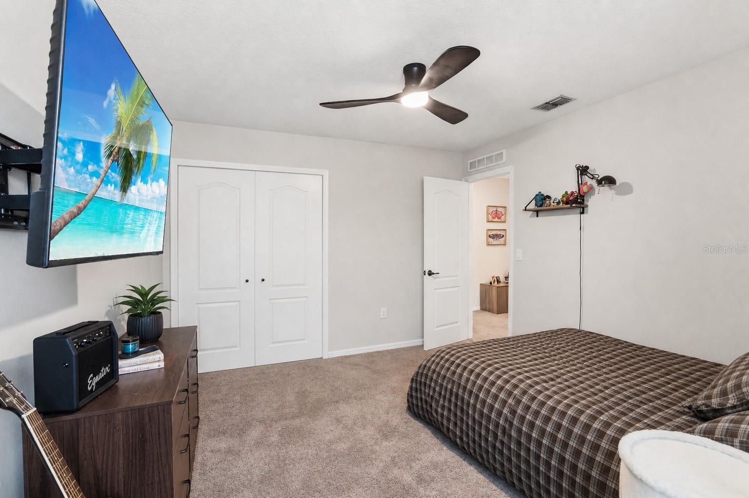 Image 18 of 31 For 4729 Coral Castle Drive