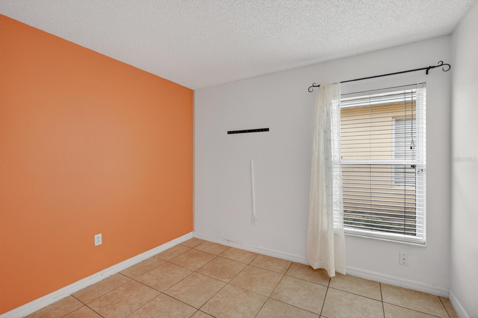 Image 13 of 18 For 419 Buckingham Cir