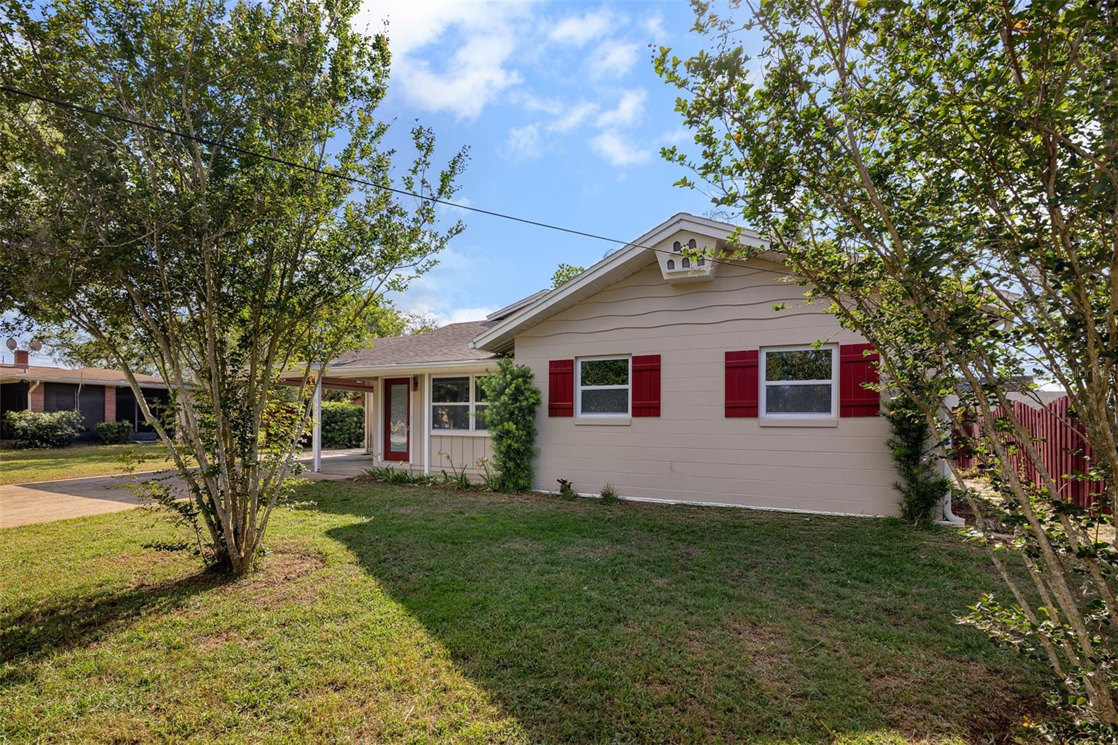 Image 6 of 42 For 525 Ololu Drive