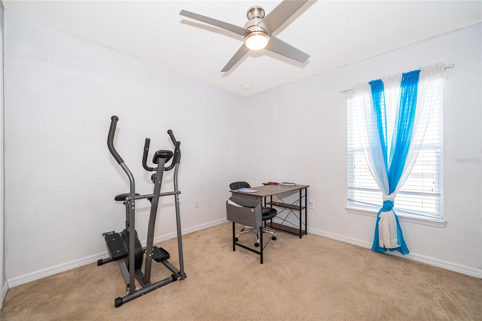 Image 12 of 30 For 2721 Dolfino Drive