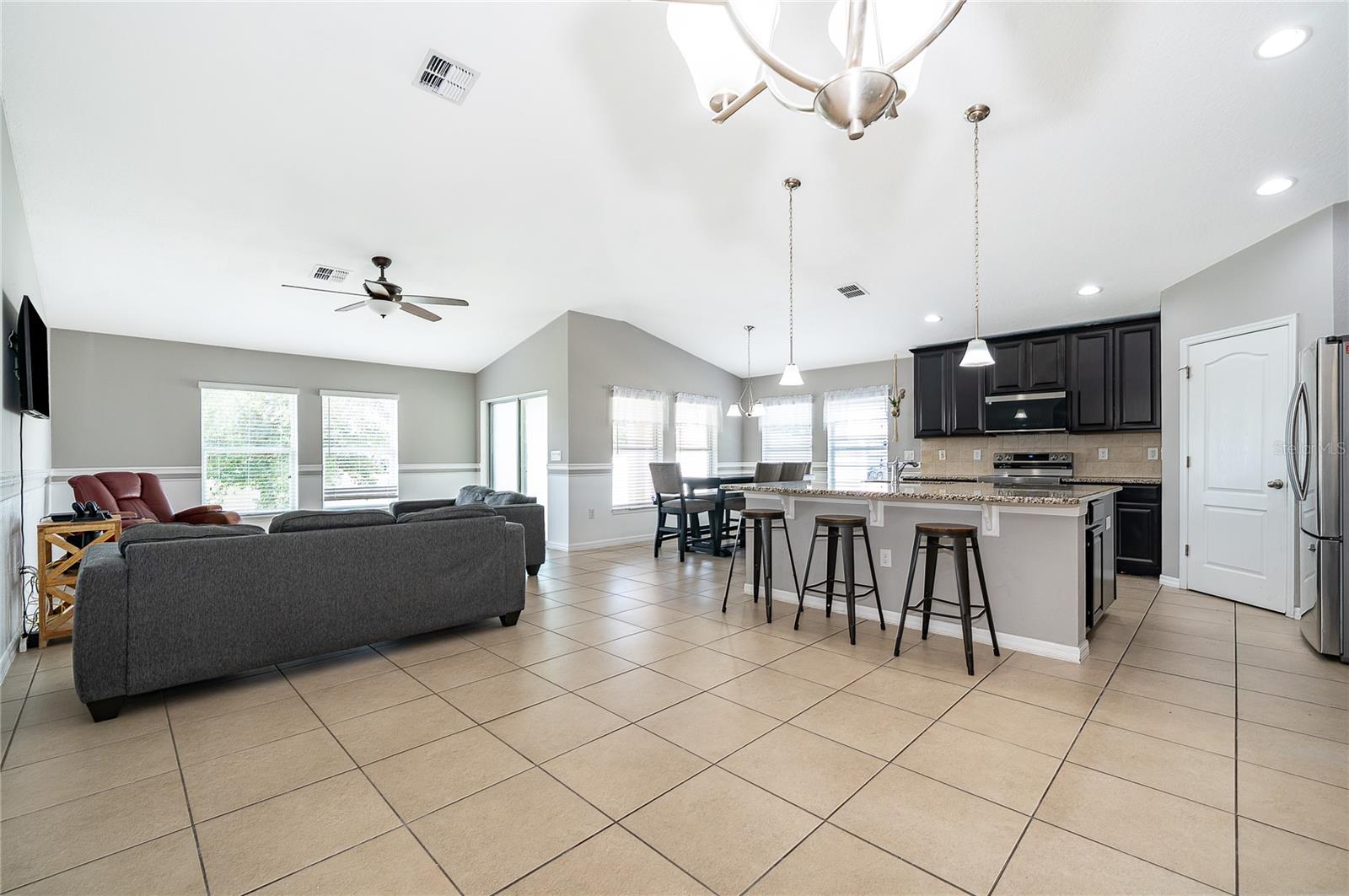 Image 15 of 30 For 2721 Dolfino Drive