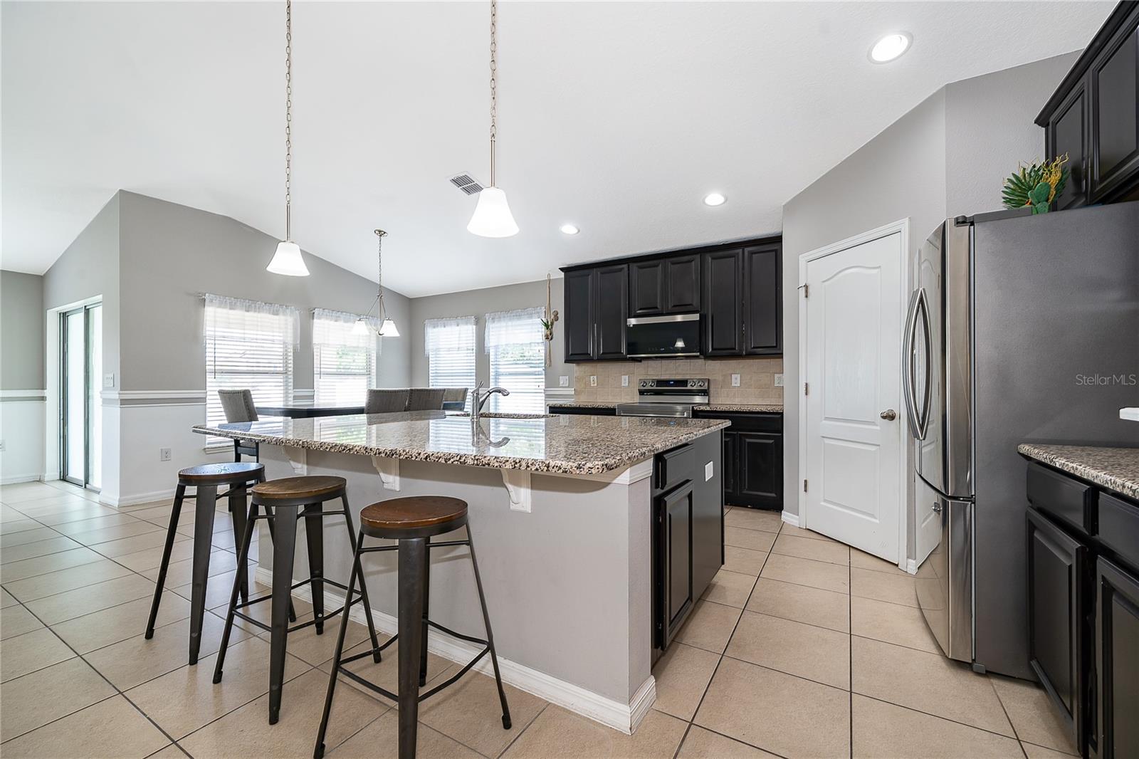 Image 17 of 30 For 2721 Dolfino Drive