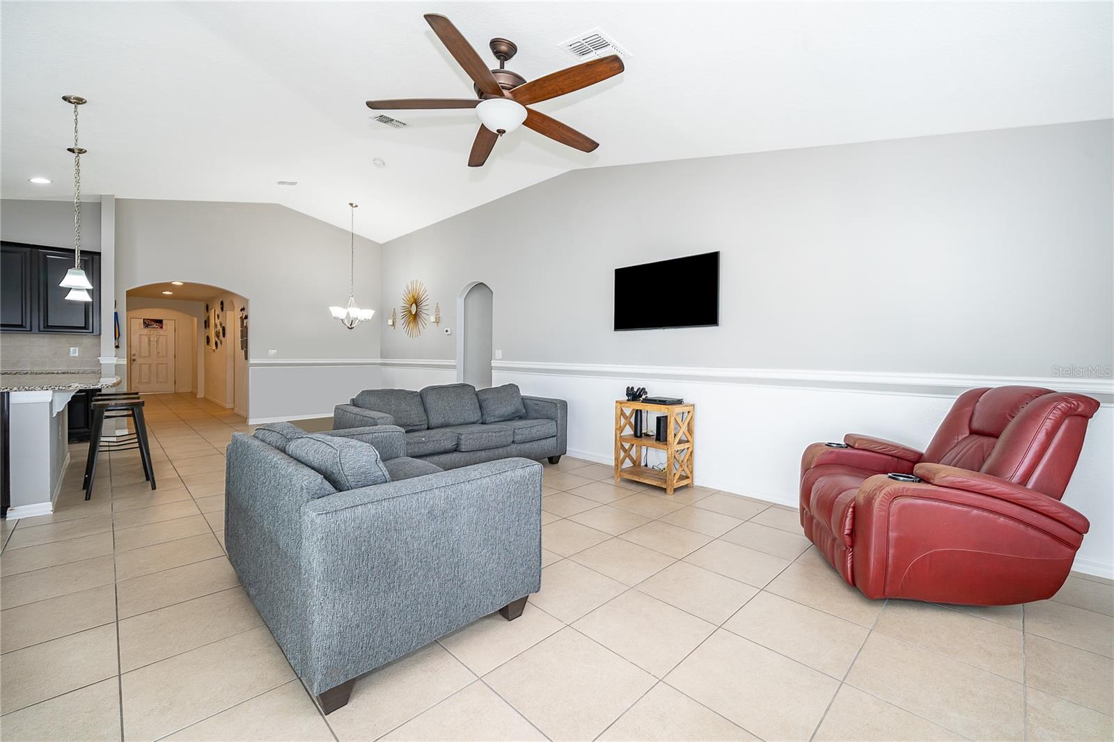 Image 24 of 30 For 2721 Dolfino Drive