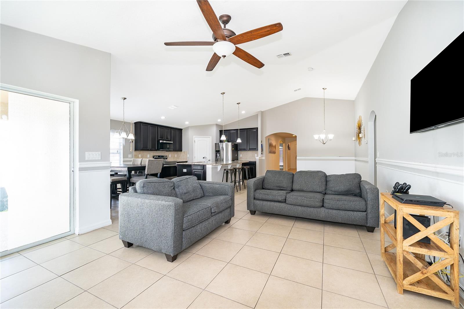 Image 25 of 30 For 2721 Dolfino Drive