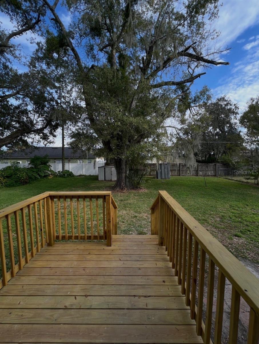 Image 4 of 7 For 715 Clyde Avenue