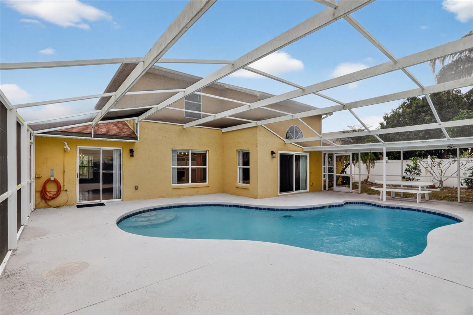 Image 7 of 30 For 14912 White Magnolia Court