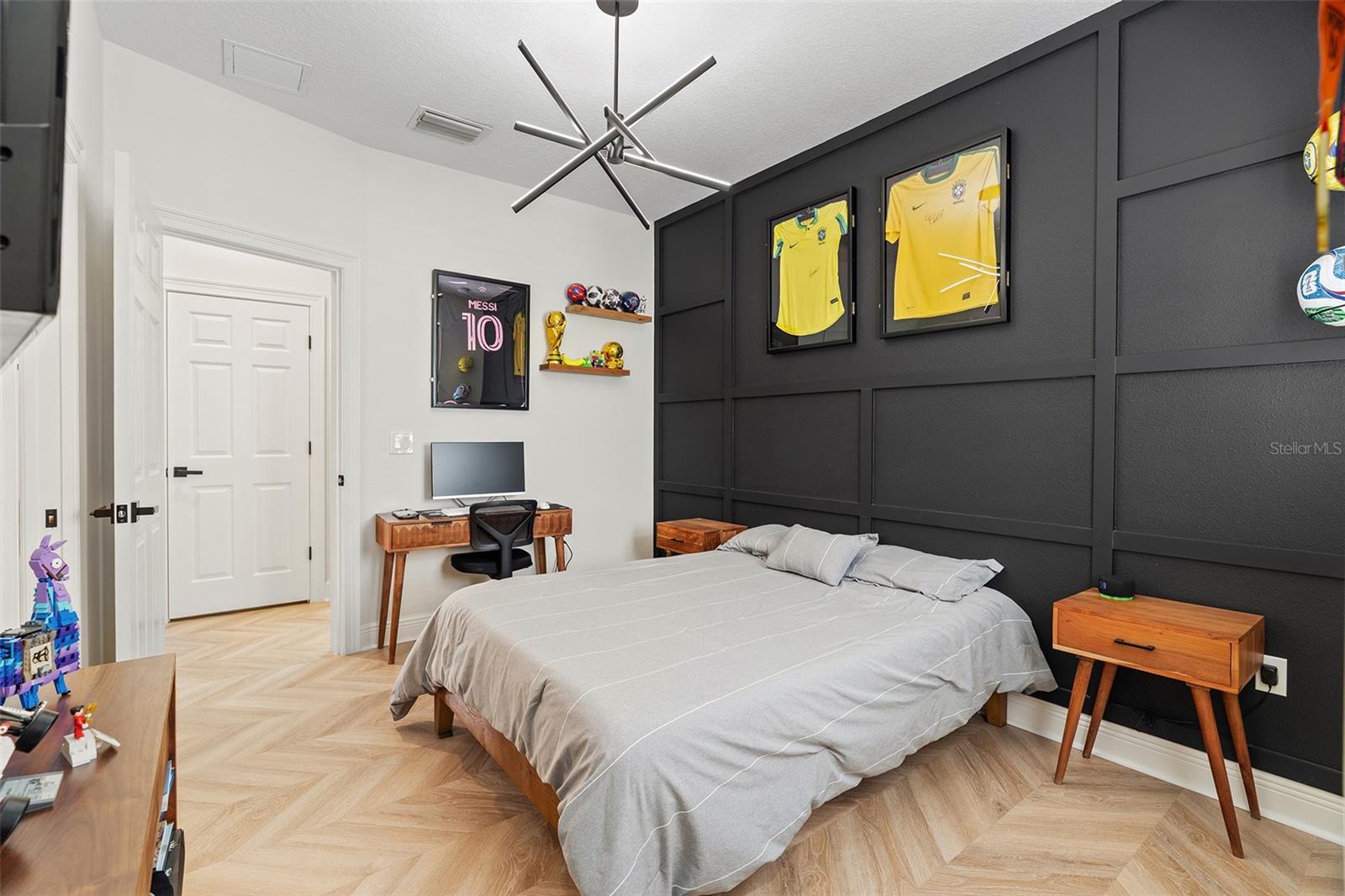 Image 60 of 100 For 3322 Bracken Fern Dr