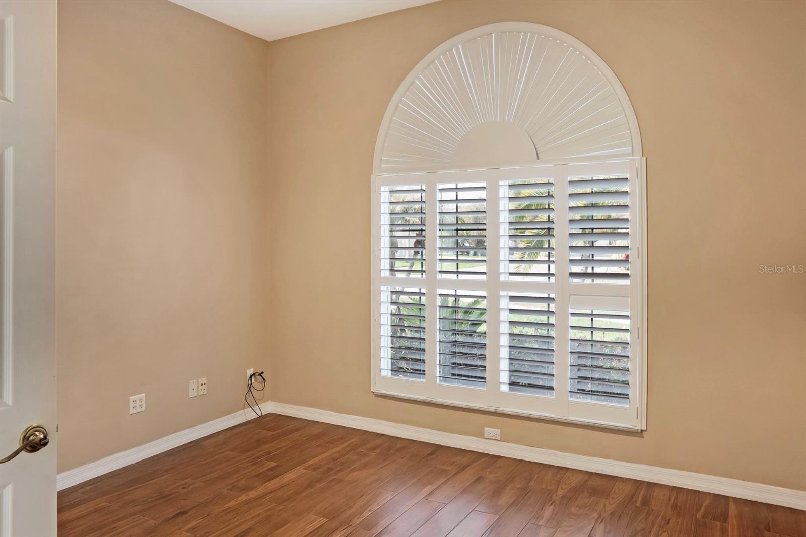 Image 8 of 25 For 215 Strathmore Circle