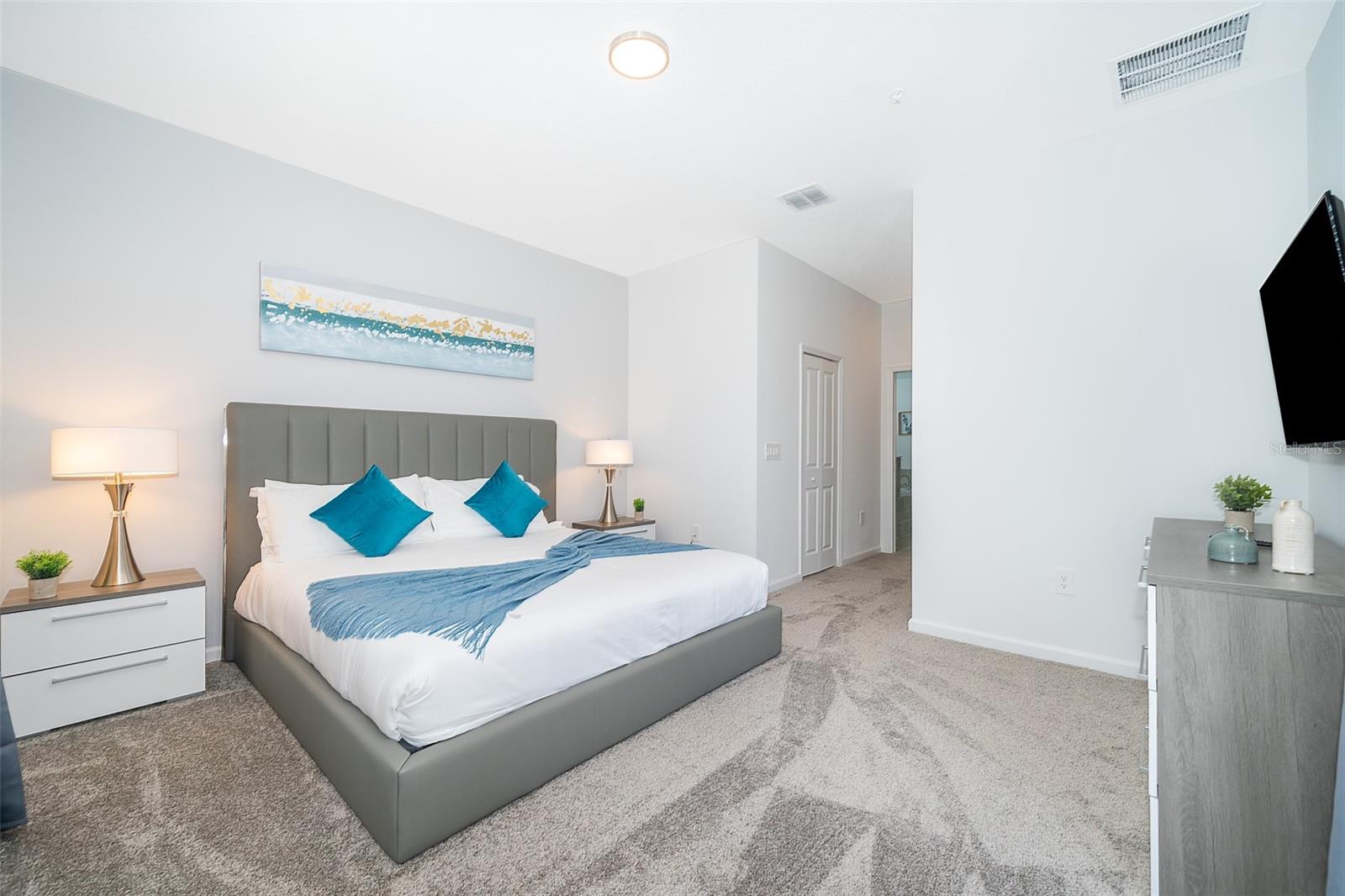 Image 4 of 35 For 8861 Cabot Cliffs Drive 104