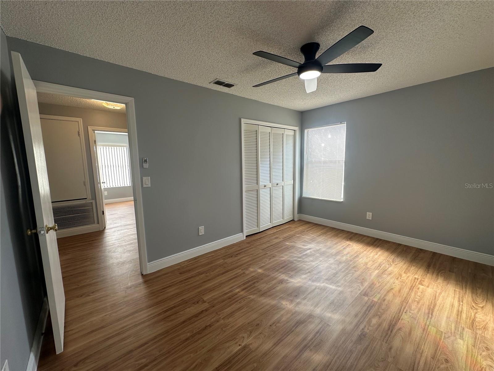 Image 23 of 27 For 7846 Snowberry Circle