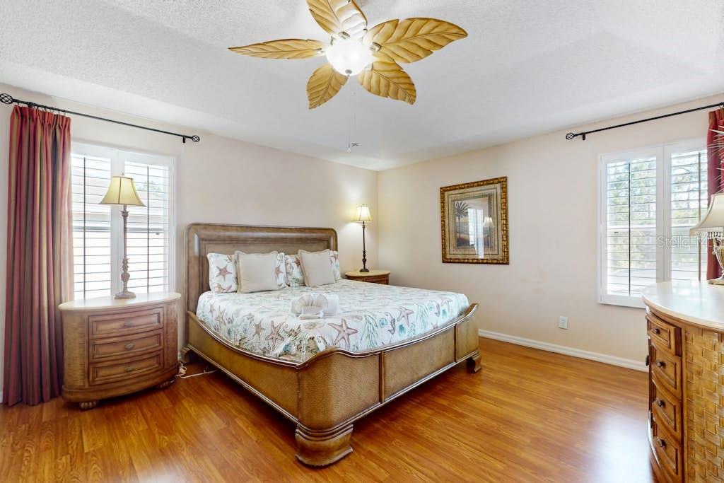 Image 34 of 71 For 8545 La Isla Drive