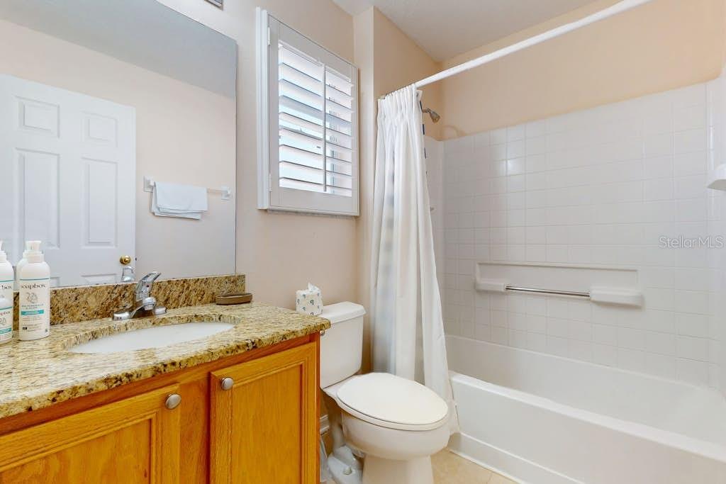 Image 36 of 71 For 8545 La Isla Drive