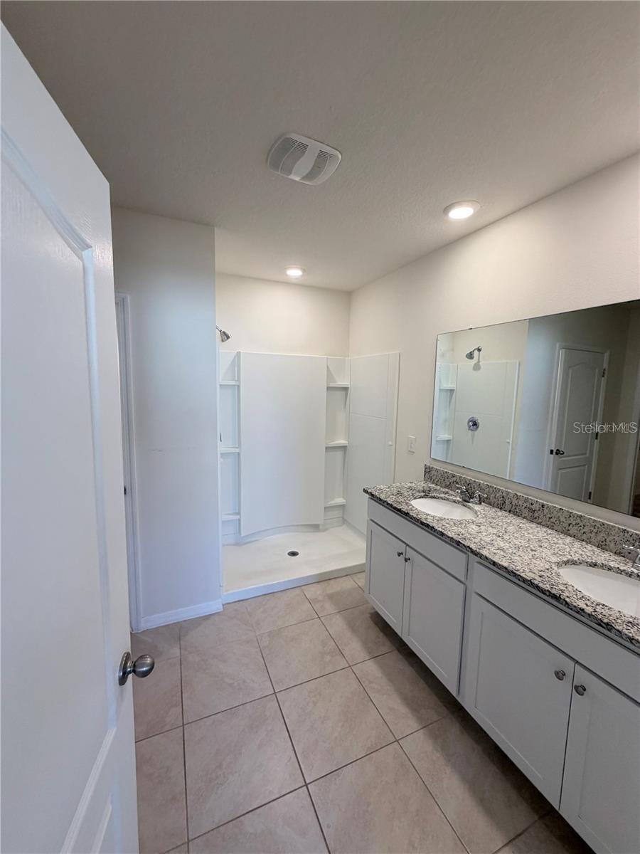 Image 13 of 19 For 5653 Winona Drive