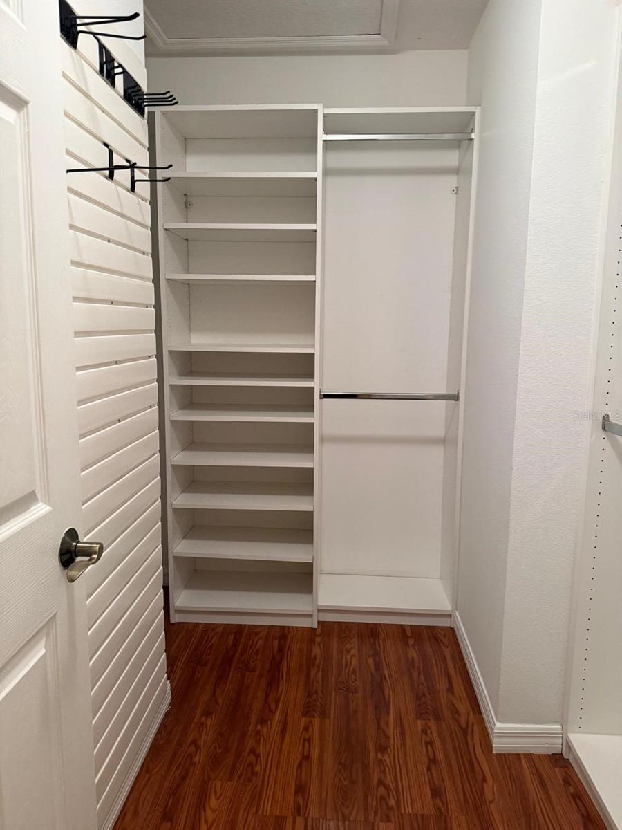 Image 11 of 14 For 4132 Hunters Park Lane