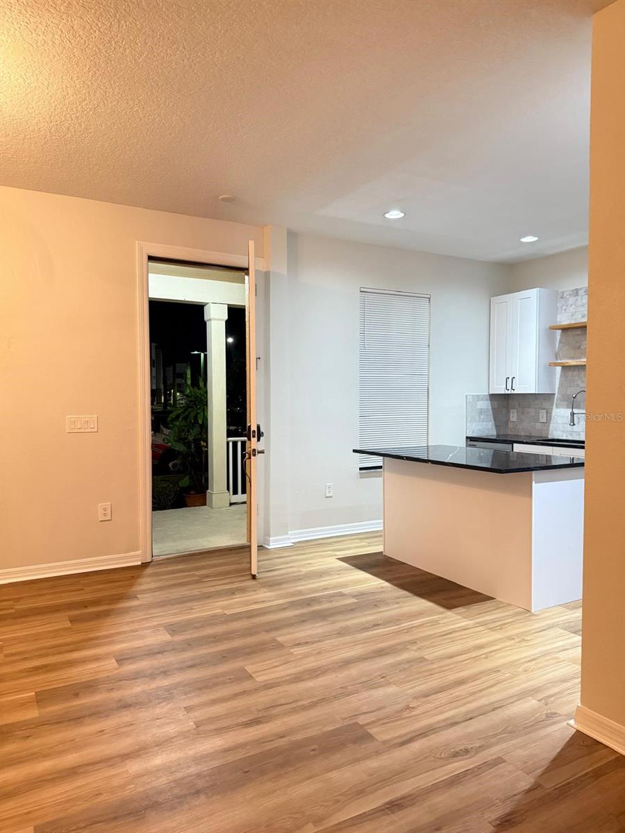 Image 3 of 14 For 4132 Hunters Park Lane