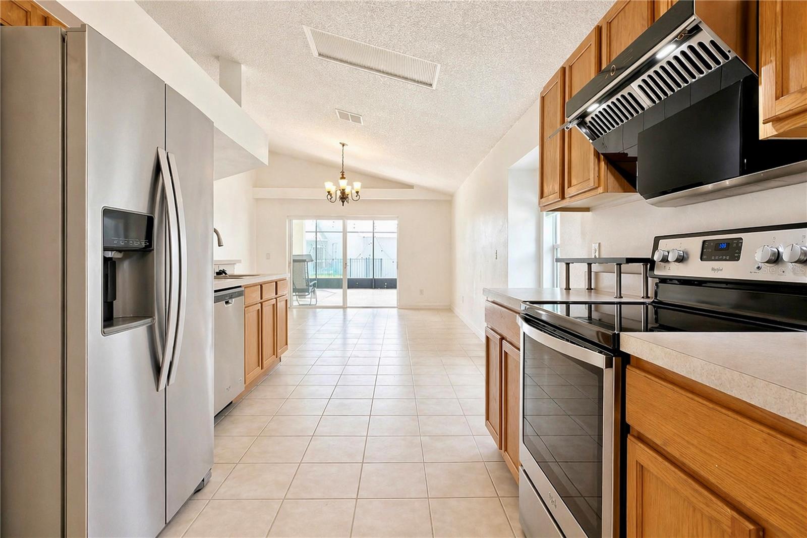 Image 13 of 33 For 2281 Oakington Street