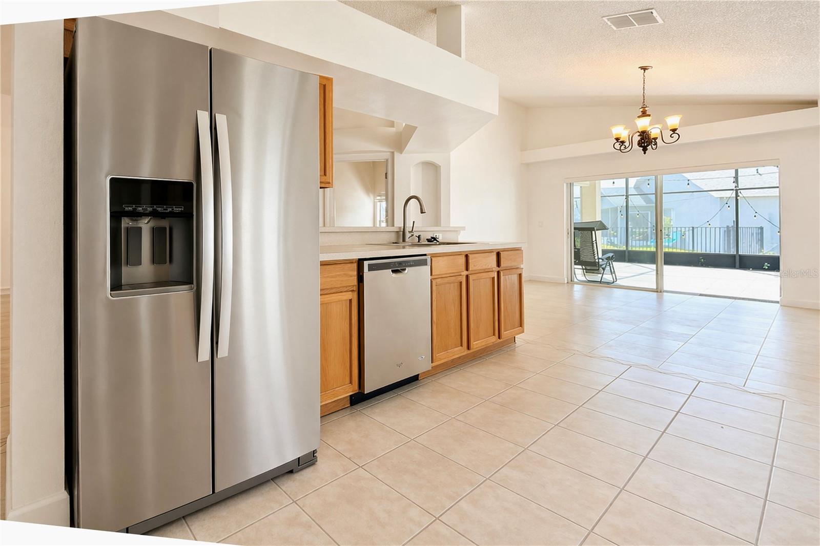 Image 14 of 33 For 2281 Oakington Street