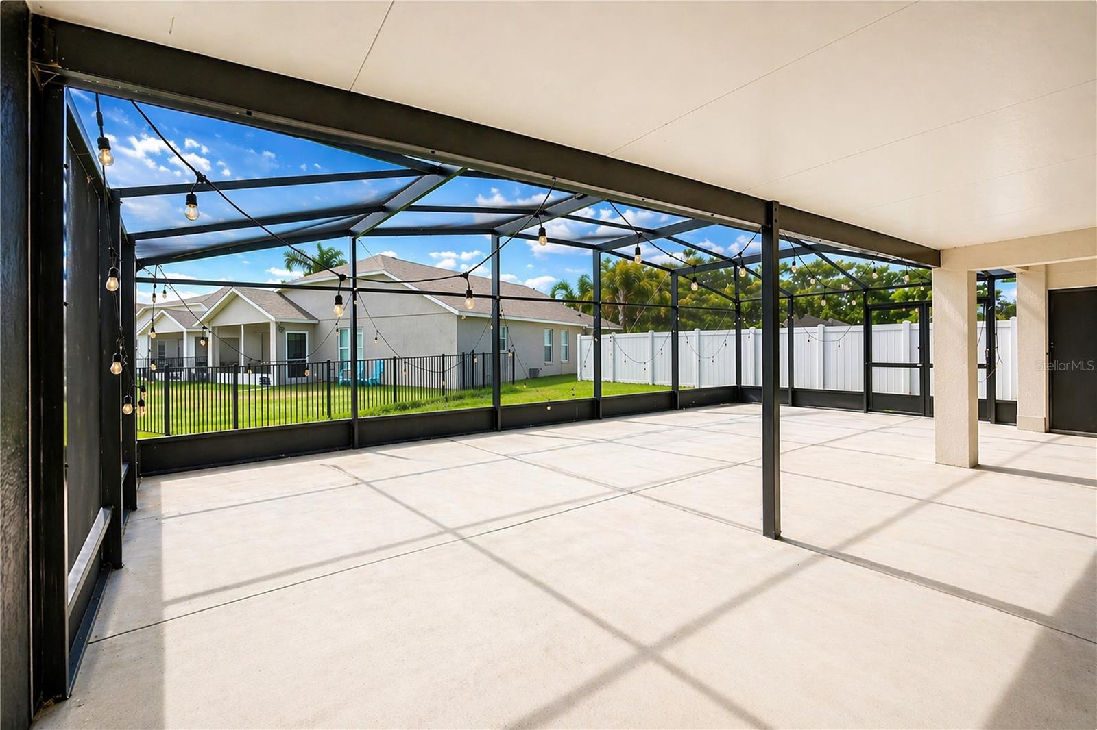 Image 28 of 33 For 2281 Oakington Street