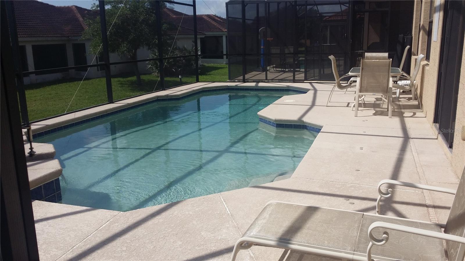 Image 5 of 6 For 3017 Camino Real Drive S