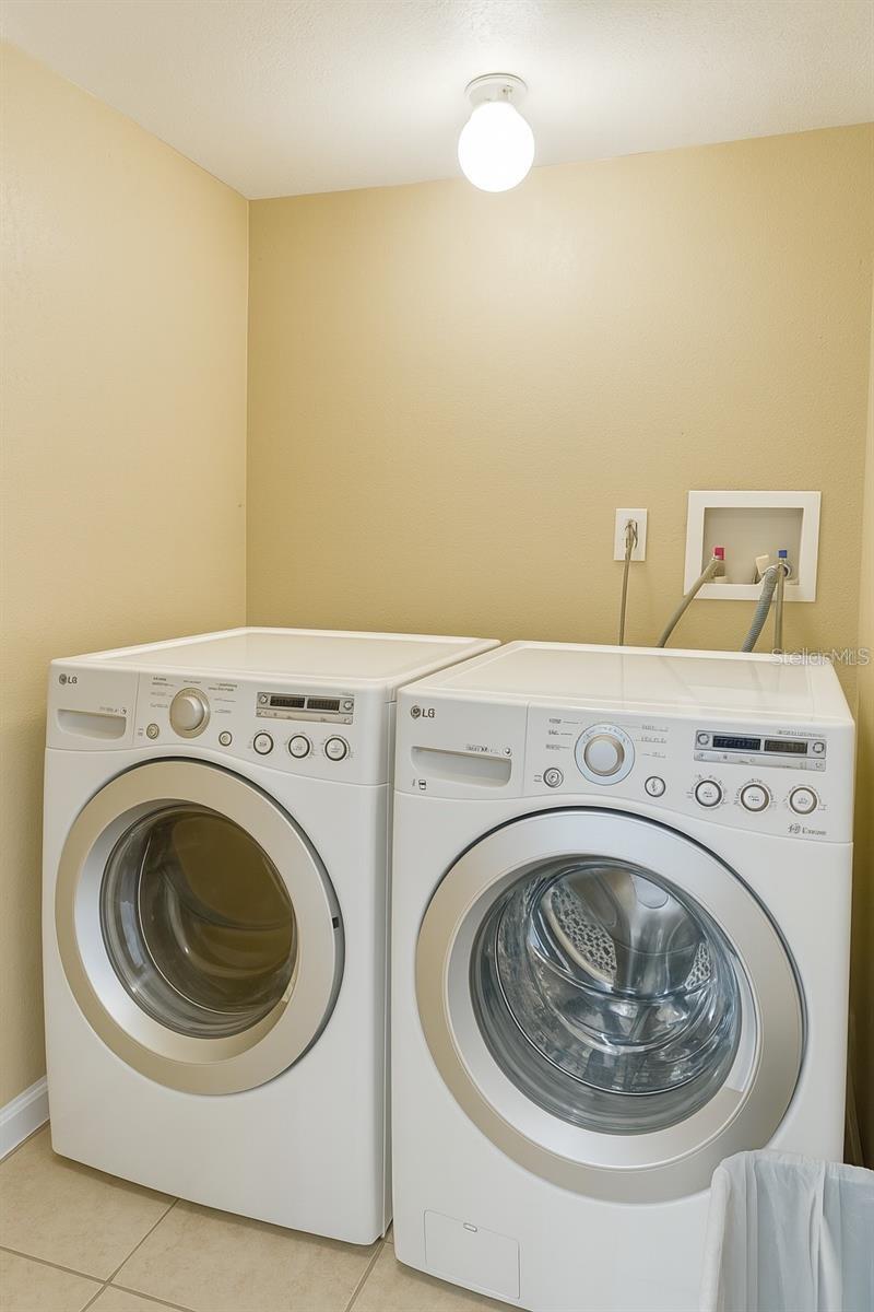 Image 16 of 17 For 1948 Lake Atriums Circle 118