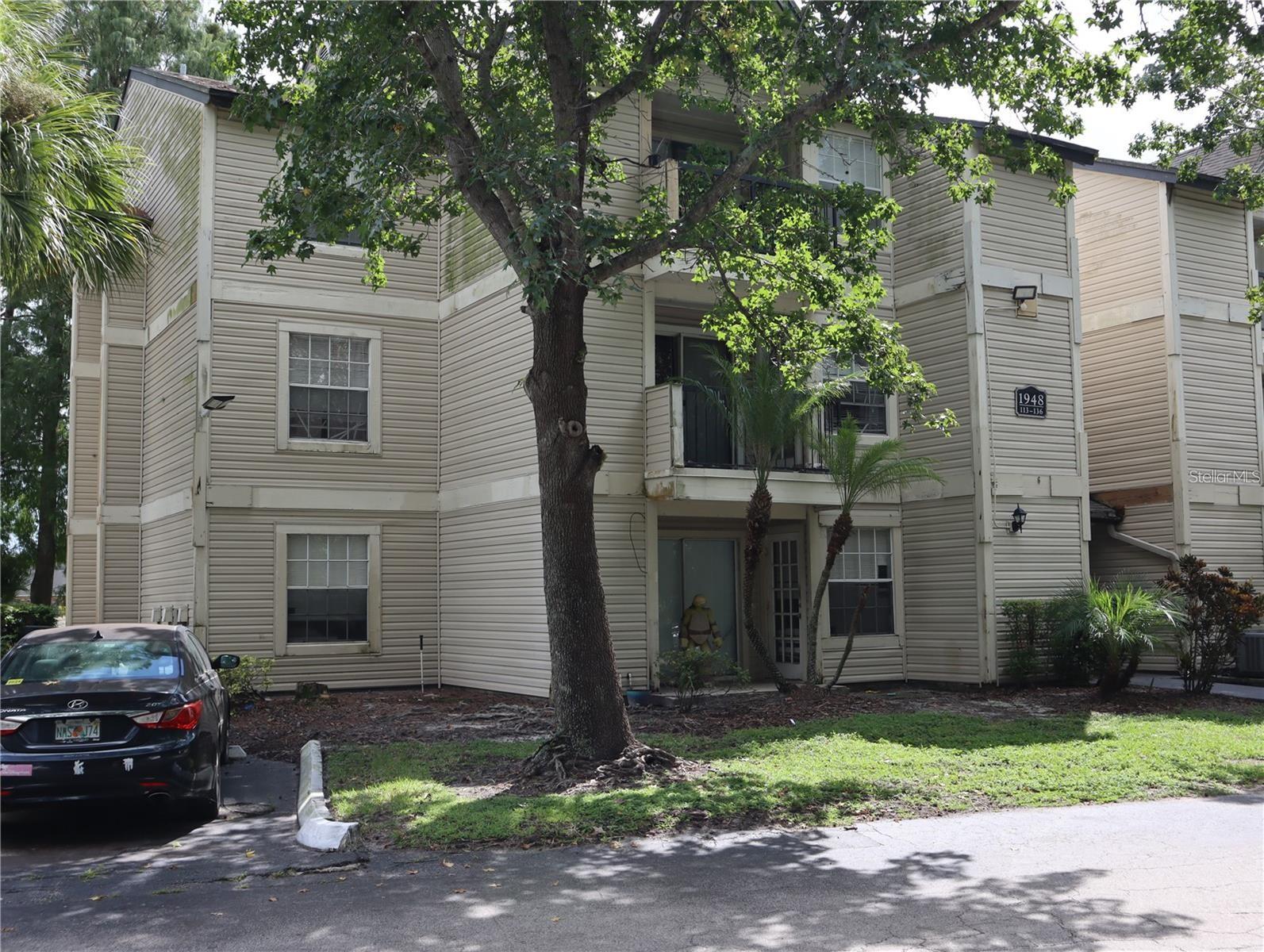 Image 2 of 17 For 1948 Lake Atriums Circle 118