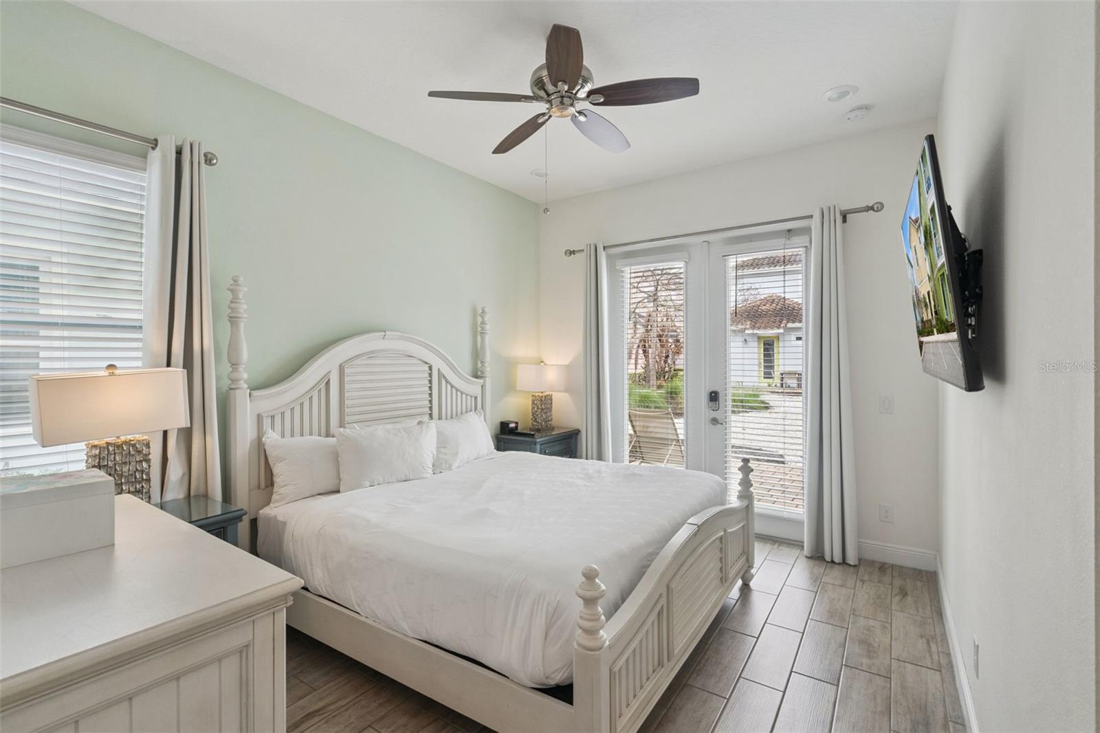 Image 12 of 49 For 8059 Knee Deep Road