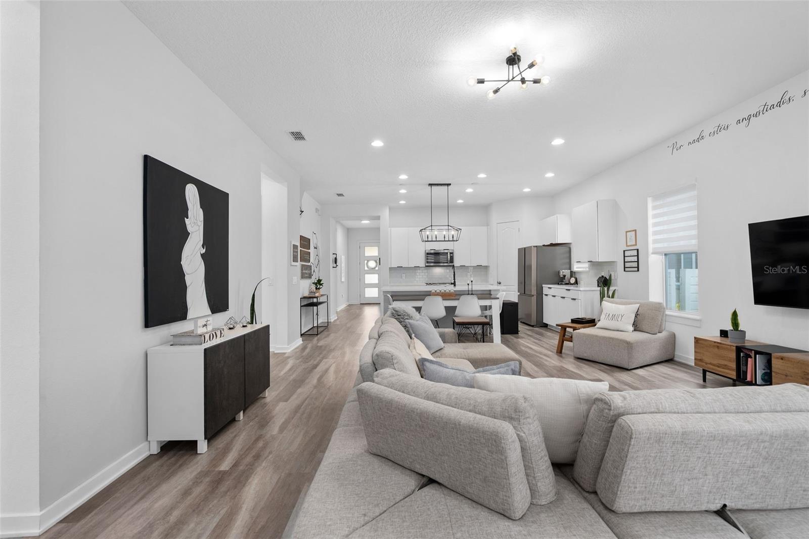 Image 13 of 68 For 8820 Sperry Street