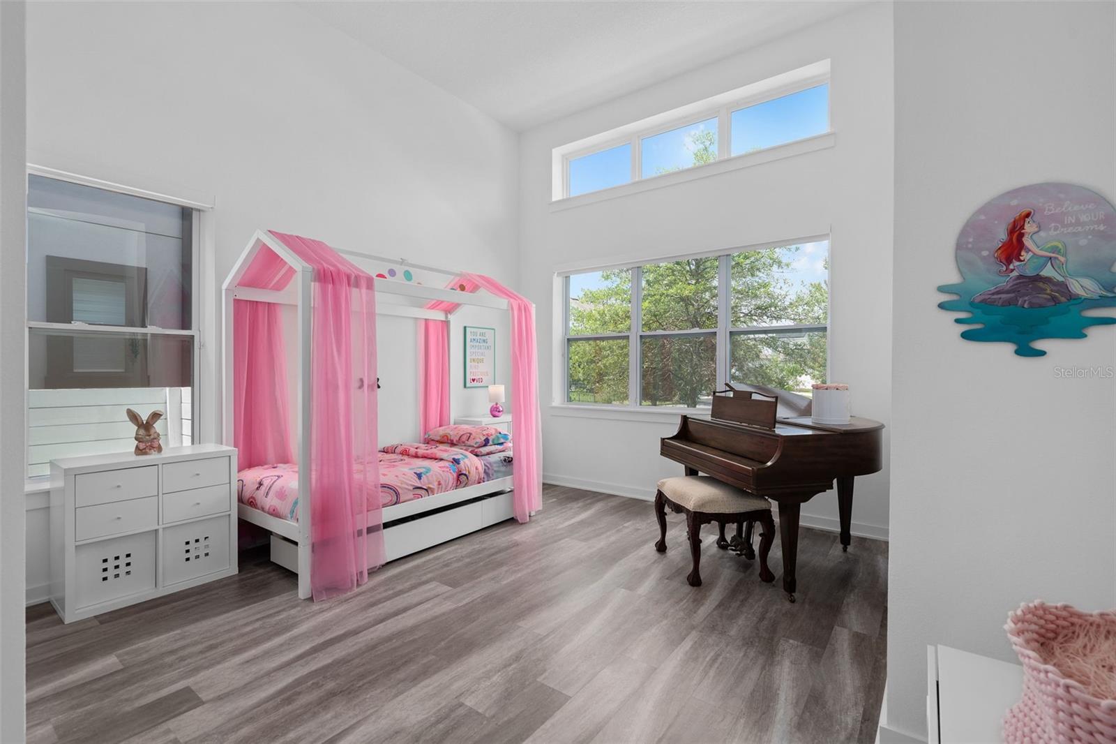 Image 23 of 68 For 8820 Sperry Street