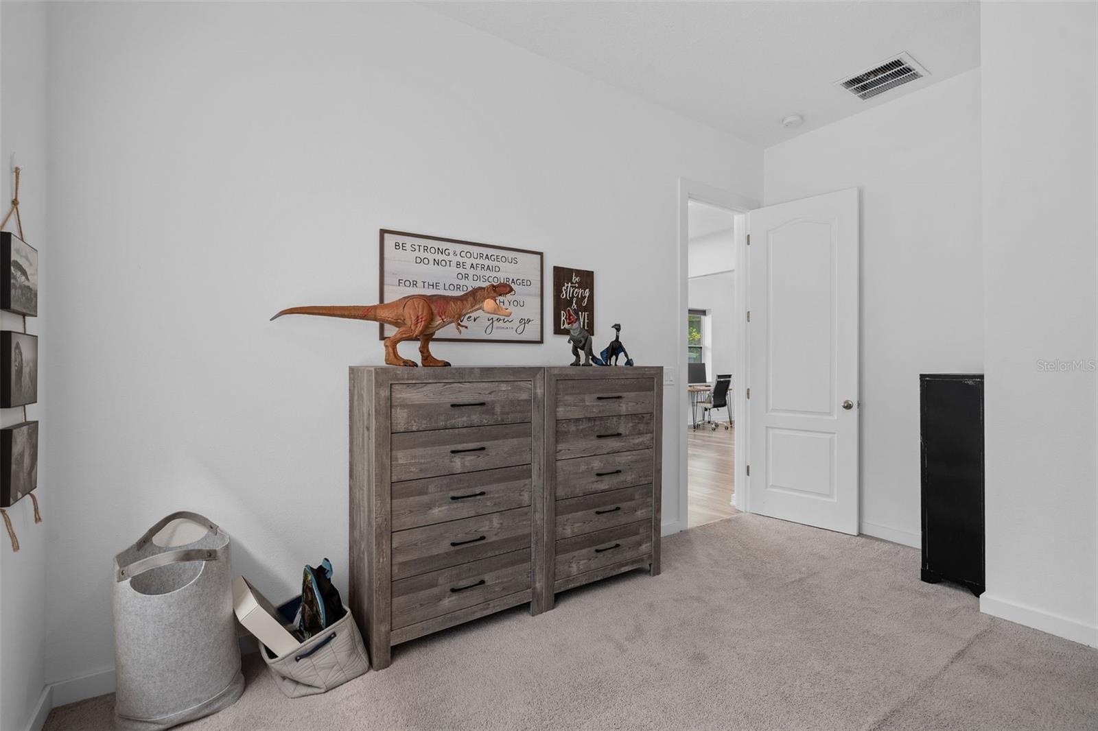 Image 27 of 68 For 8820 Sperry Street